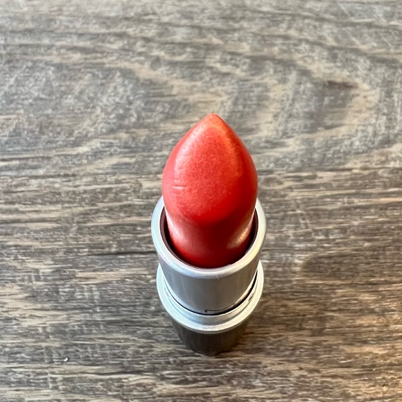 Different MAC lipstick shades - Picture 9 of 13